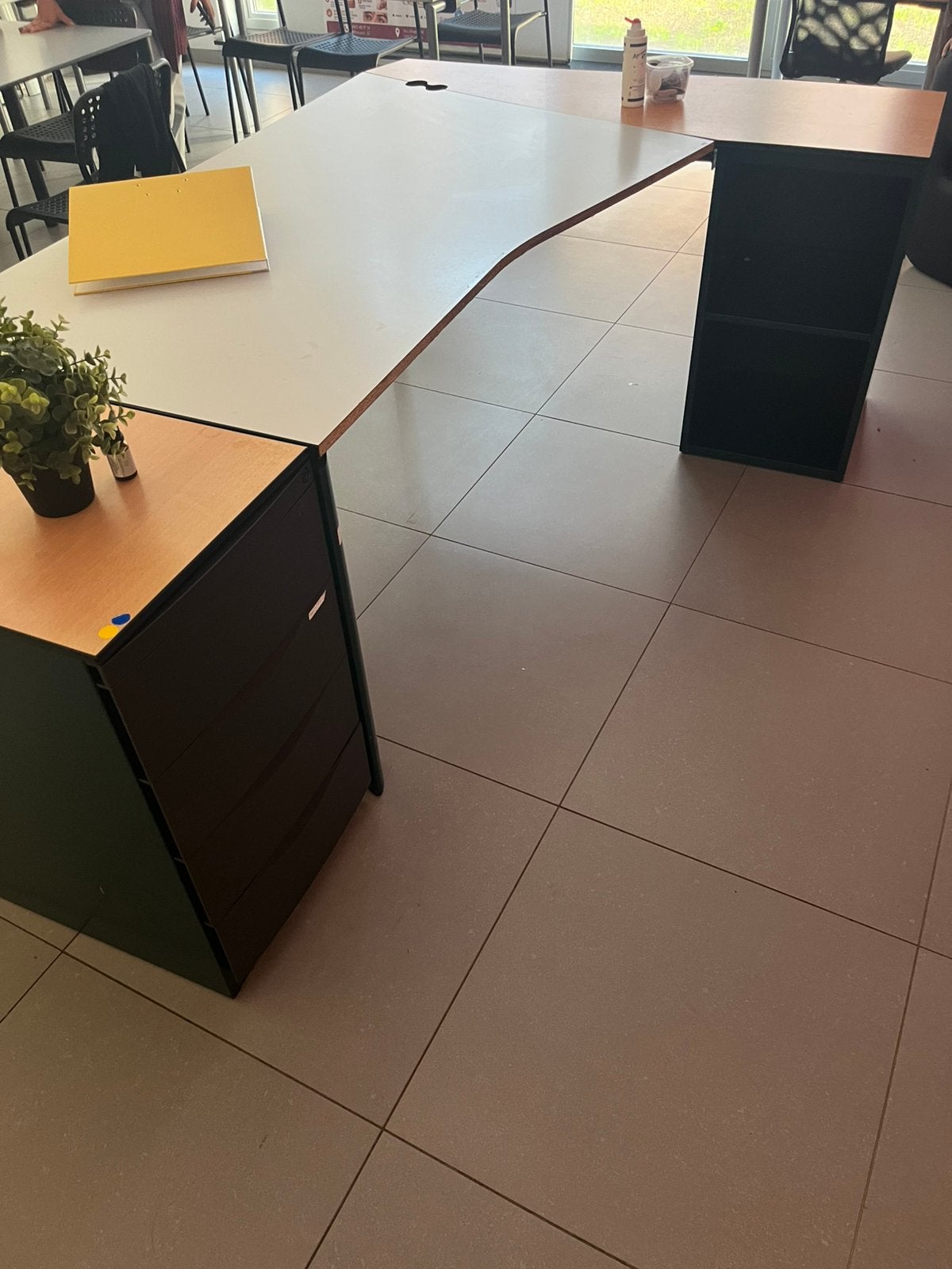 Bureau, Enlèvement, Comme neuf