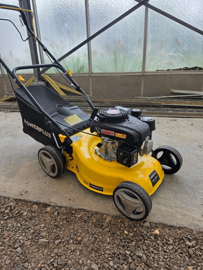 Grasmachine powerplus, Tondeuses à gazon à essence, 40 à 49 cm, Enlèvement, Utilisé