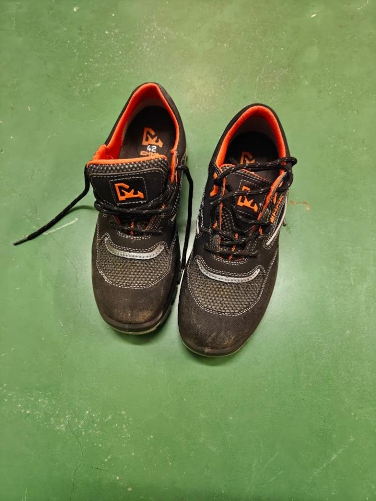 Werkschoenen maat 42, Ophalen, Nieuw