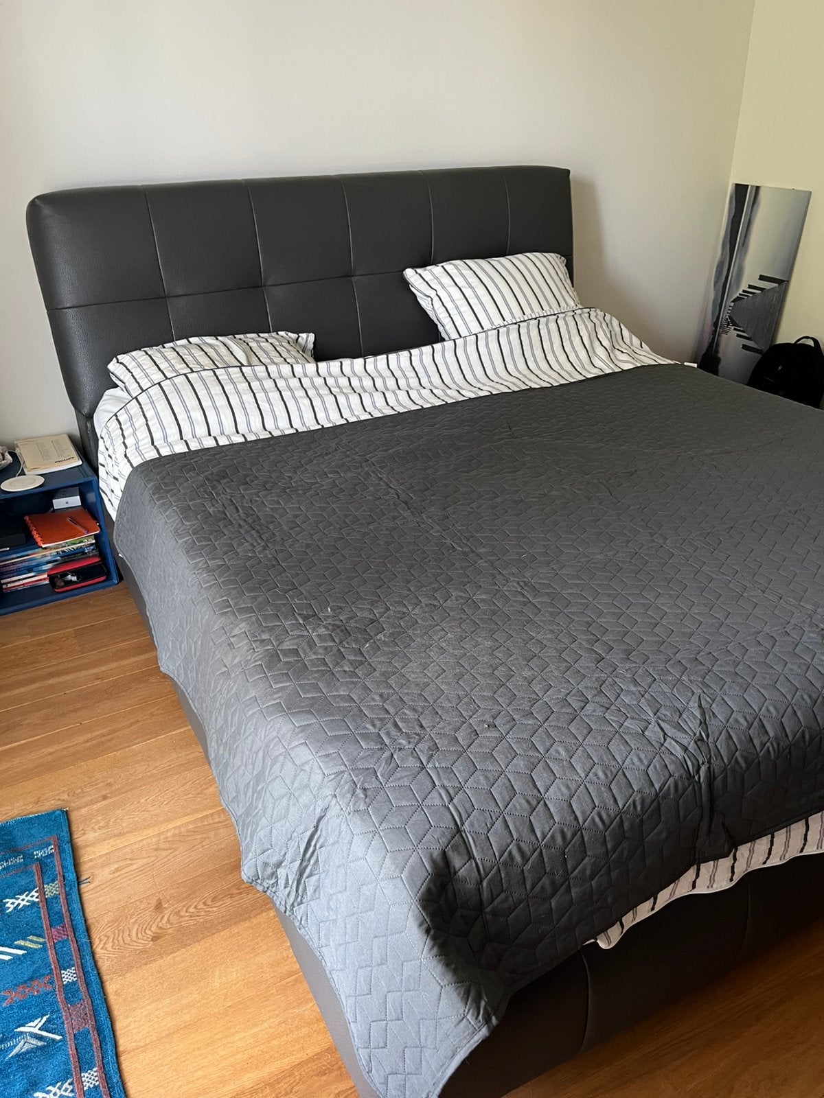 Grand lit, Maison & Meubles, Gris, Enlèvement, Utilisé, 180 cm