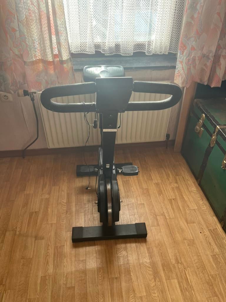 Vélo d’appartement, Enlèvement, Comme neuf, Vélo d'appartement