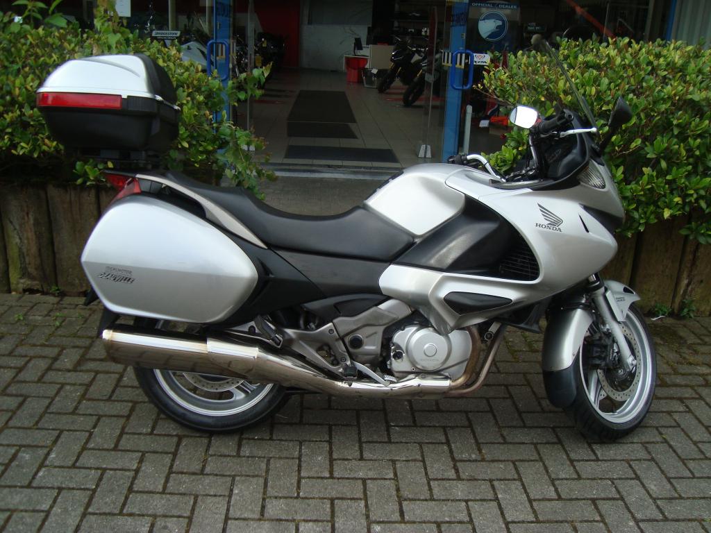 honda nt700va deauville, Motoren, Motoren | Honda, 700 cc, 2 cilinders, Motorrijbewijs A, Meer dan 35 kW