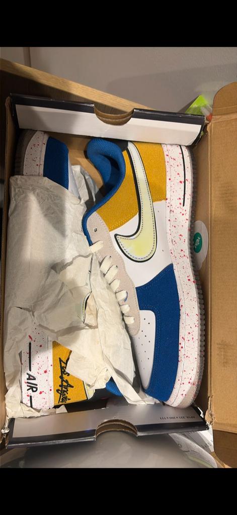 Nike schoenen te ruil of te koop biedt maar kost 740 euro, Ophalen, Zo goed als nieuw