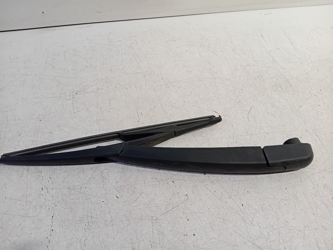 Ruitenwisserarm achterruit Ford C-Max, Onderdelen@venauto.nl, Van der Ven Autorecycling B.V., Gebruikt, Ettenseweg 76, 4706 PB Roosendaal, The Netherlands