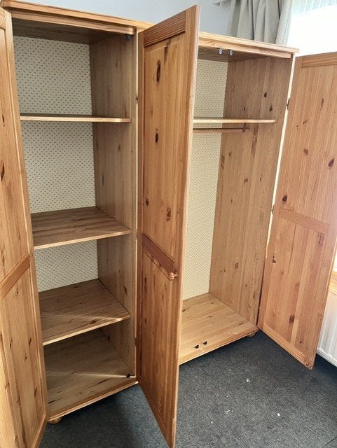 Grenen kleerkast, Ophalen, 100 tot 150 cm, 50 tot 75 cm, Gebruikt