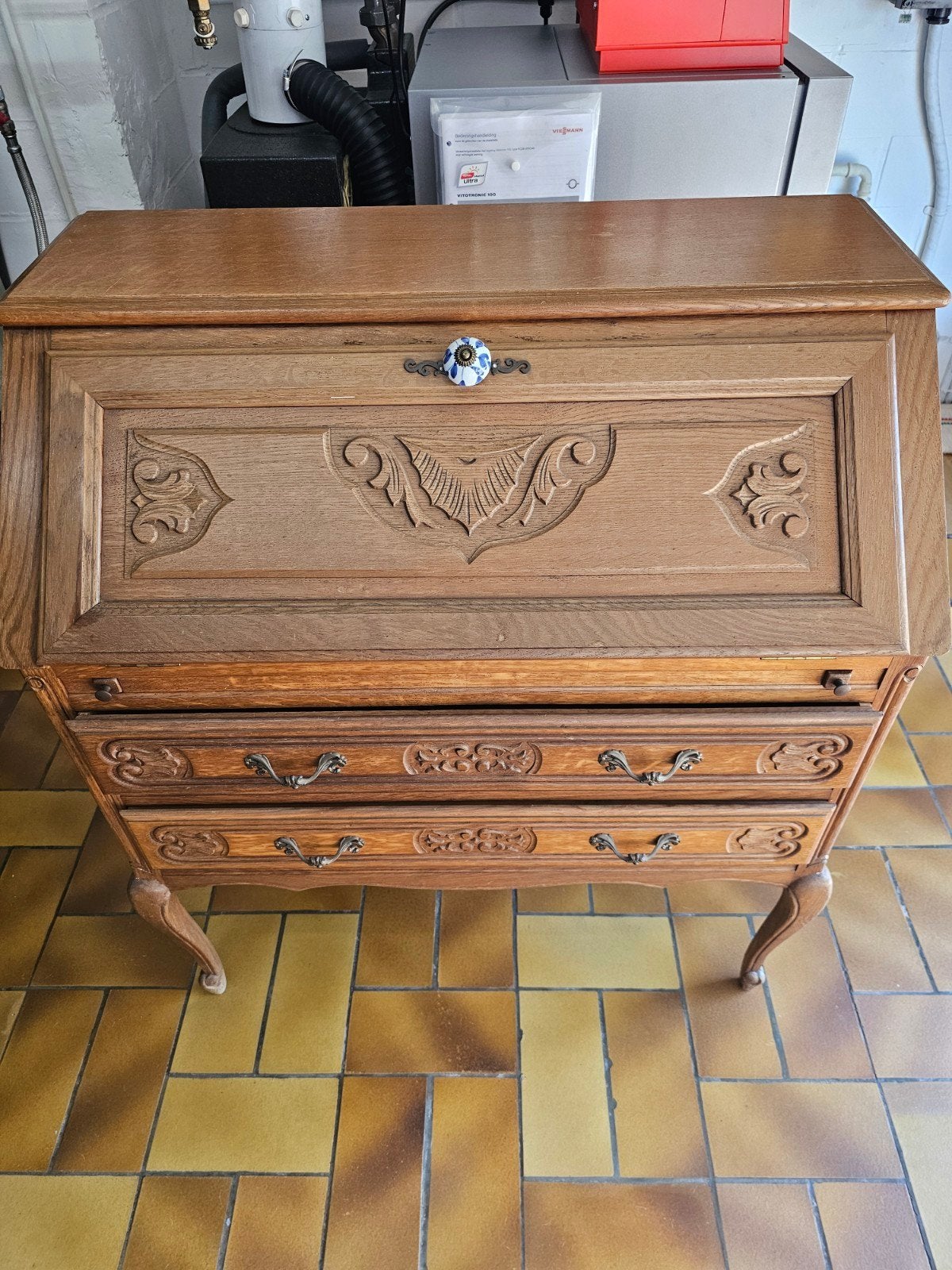 SECRETAIRE, Enlèvement