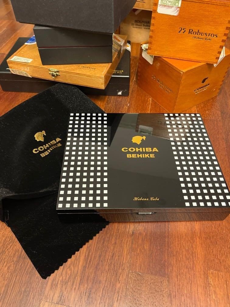 Lege doos - Behike 56, Cohiba, Ophalen of Verzenden, Zo goed als nieuw