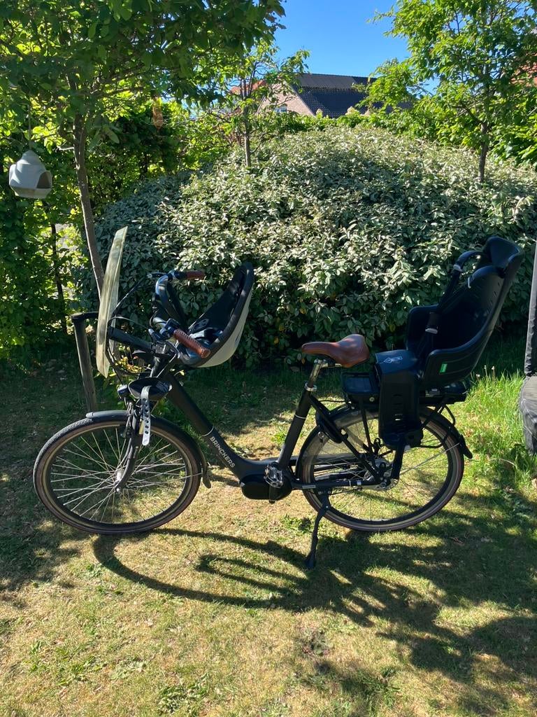 Elektrische moederfiets “Brinckers” incl twee kinderzitjes, Fietsen en Brommers, 2 zitjes, Gebruikt, Velgrem, Versnellingen