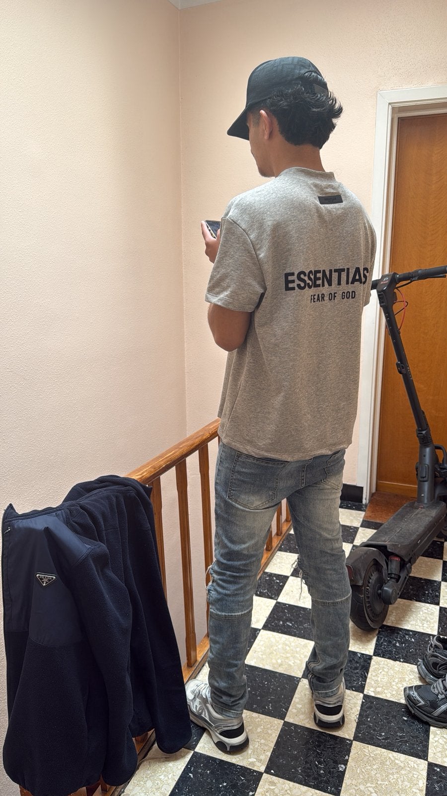 Orginele Essentials shirt