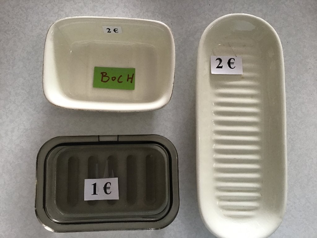 8 antieke zeepbakjes en zeepjes, Ophalen of Verzenden