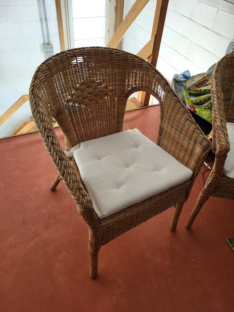 Fauteuil en osier., Enlèvement, Osier