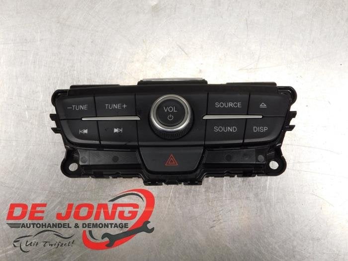 Panneau commande radio d'un Ford Focus, -, 3 mois de garantie, -, -