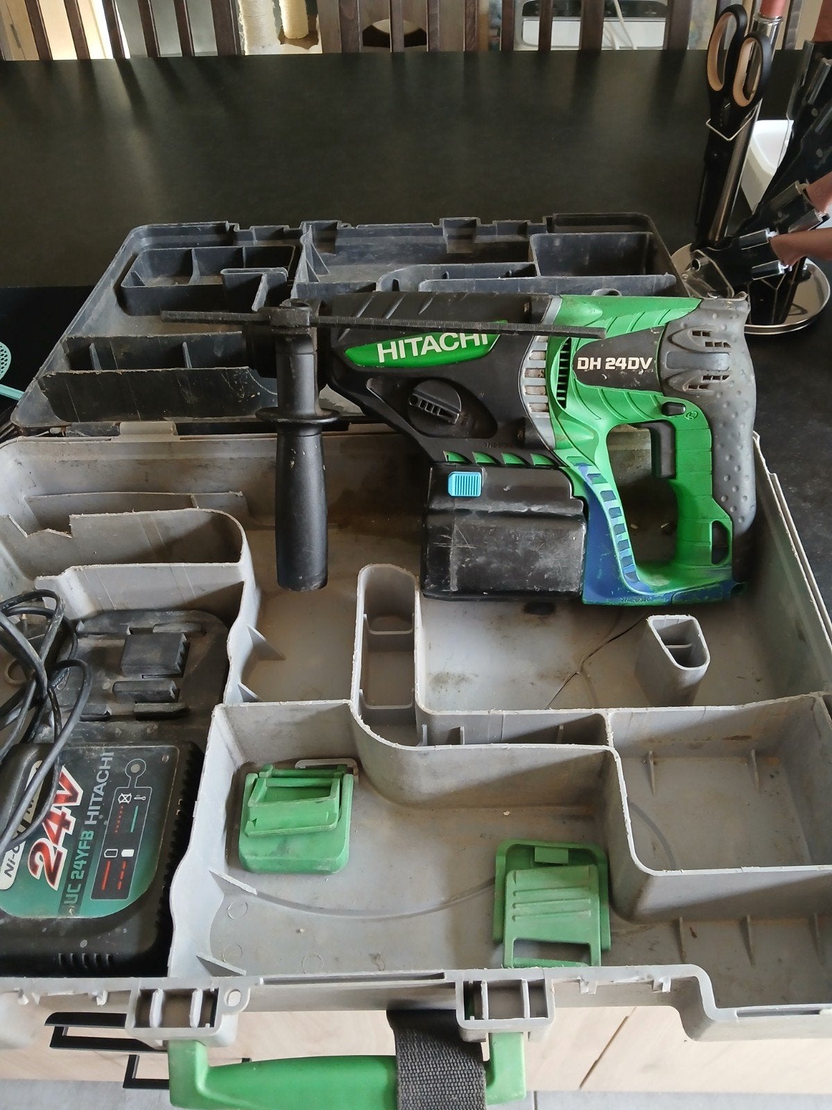 klopboormachine hitachi te koop, Ophalen, Gebruikt, Boor- en/of Breekhamer, Klopboormechanisme