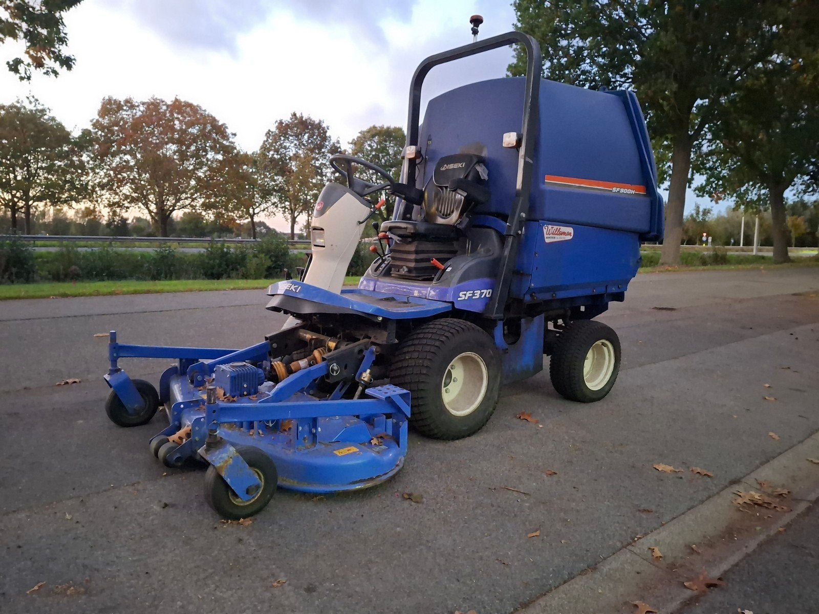 frontmaaier Iseki SF370 hooglos 37pk diesel, Tuin en Terras, Ophalen