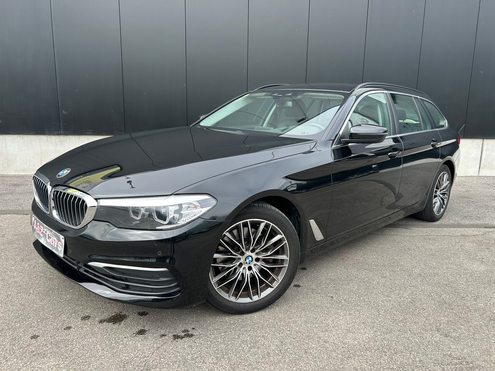 BMW 520d Touring / Automaat / Perfecte staat, Auto's, BMW, Automaat, Dealer onderhouden, Navigatiesysteem, Zwart