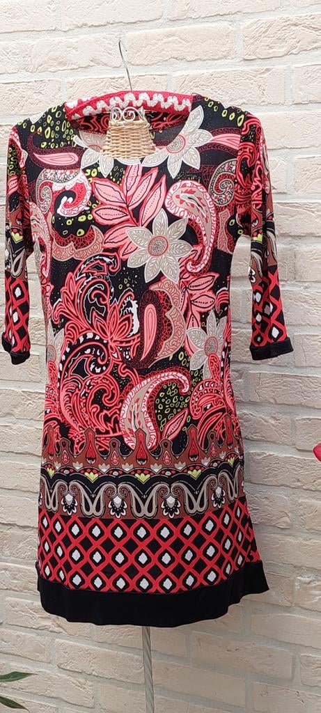 Kleedje maat s/m o vavifa, Kleding | Dames, Jurken, Maat 38/40 (M), Overige kleuren, Ophalen of Verzenden, Zo goed als nieuw