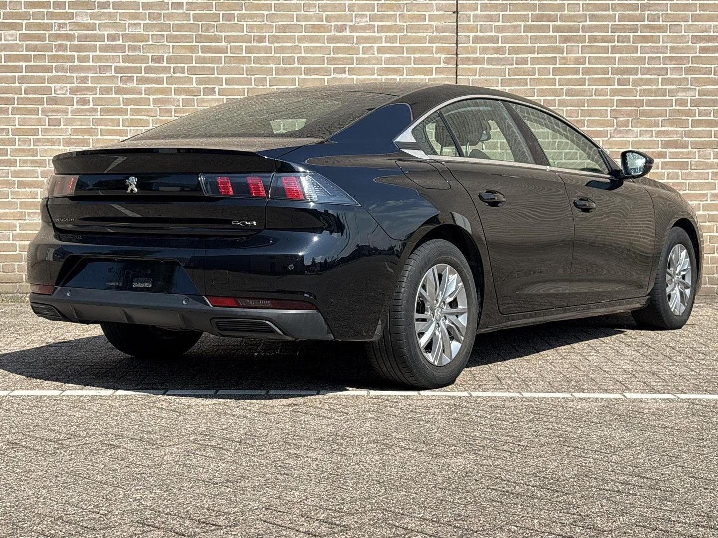 Peugeot 508 1.5 BlueHDI Blue Lease Active | € 8.200,- NETTO!, Zwart, Parkeersensor, Te koop, Overige kleuren