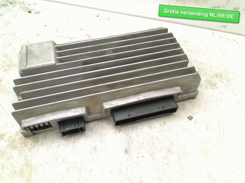 AMPLIFICATEUR AUDIO B&O Q5 Audi S4 (B8) (8T1035223A), Autos : Pièces & Accessoires, Auto-Union-Straße  1,
85057  Ingolstadt, DE