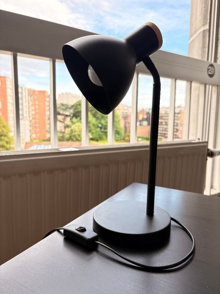 Zwarte bureaulamp + E14 LED-lampen, Huis en Inrichting, Lampen | Tafellampen, Gebruikt, Hout, Metaal, E14 (klein), Inclusief lichtbron