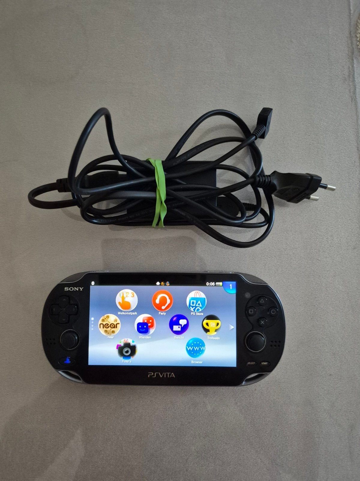 Playstation Vita Oled Wifi te koop., Games en Spelcomputers, Spelcomputers | Sony PlayStation Vita, Ophalen