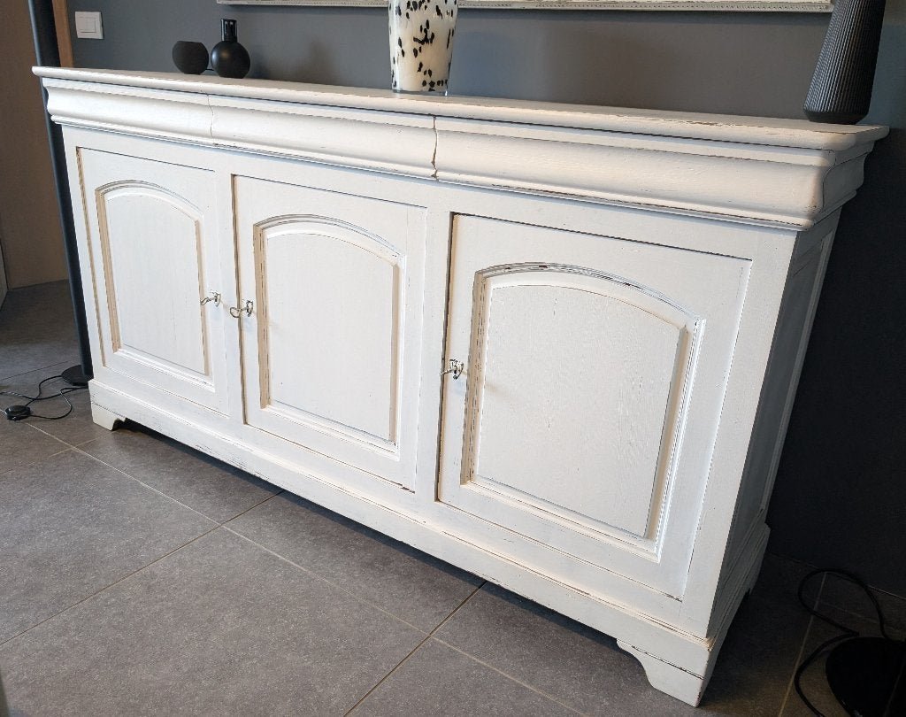 Grand buffet en bois massif blanc, Maison & Meubles, Armoires | Buffets, Avec tablette(s), Comme neuf, 50 à 100 cm, 50 à 75 cm
