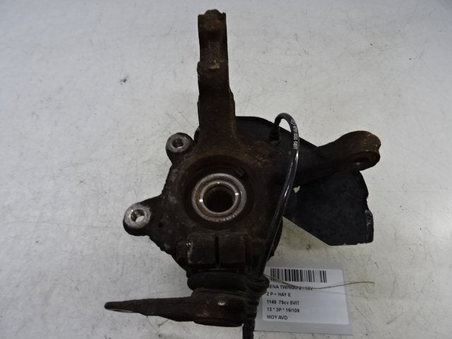 MOYEU DE ROUE AVANT DROIT Renault Twingo II (CN), Renault, Mevr. I. Hauben, Utilisé, Rue de l'Espoir 34 34
4030  GRIVEGNÉE, BE