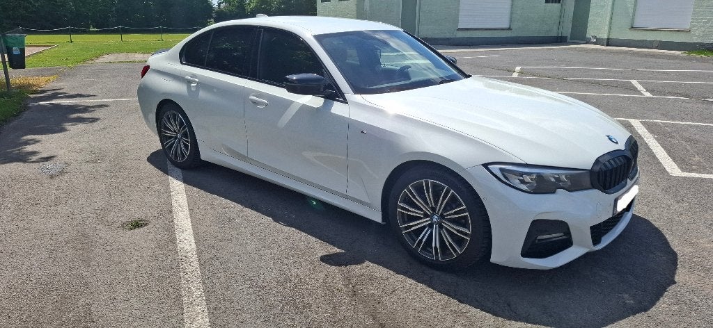 Bmw G20 318D M-pack (MHEV — Mild Hybrid), Autos, Cuir et Alcantara, Achat, Noir, Automatique