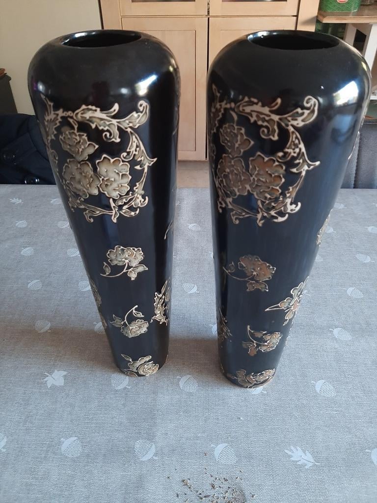2 elegante hoge Oosterse vazen, Maison & Meubles, Accessoires pour la Maison | Vases, Enlèvement, Comme neuf, Noir, Moins de 50 cm