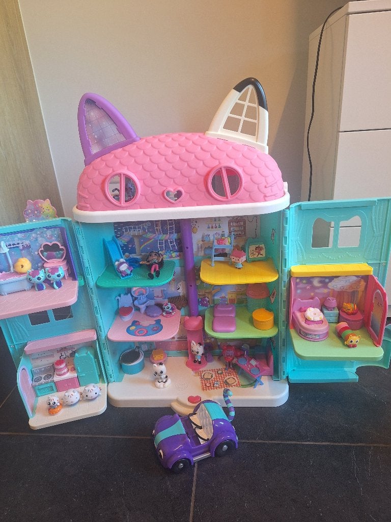 Gabby's poppenhuis, Kinderen en Baby's, Speelgoed | Poppenhuizen, Ophalen, Zo goed als nieuw, Poppenhuis
