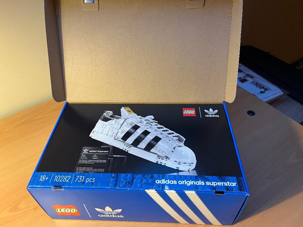 Lego Adidas Schoen set 10282, Kinderen en Baby's, Speelgoed | Duplo en Lego, Lego, Nieuw, Ophalen of Verzenden, Icons