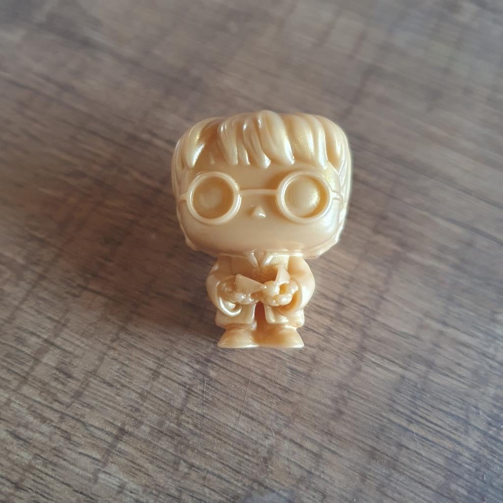 Een gouden harry pother, Verzamelen, Harry Potter, Ophalen of Verzenden, Gebruikt, Actiefiguurtje