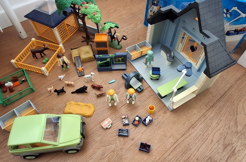 PLAYMOBIL la clinique vétérinaire avec pleins d'animaux, Bâtiment, Utilisé, City life, Kit complet