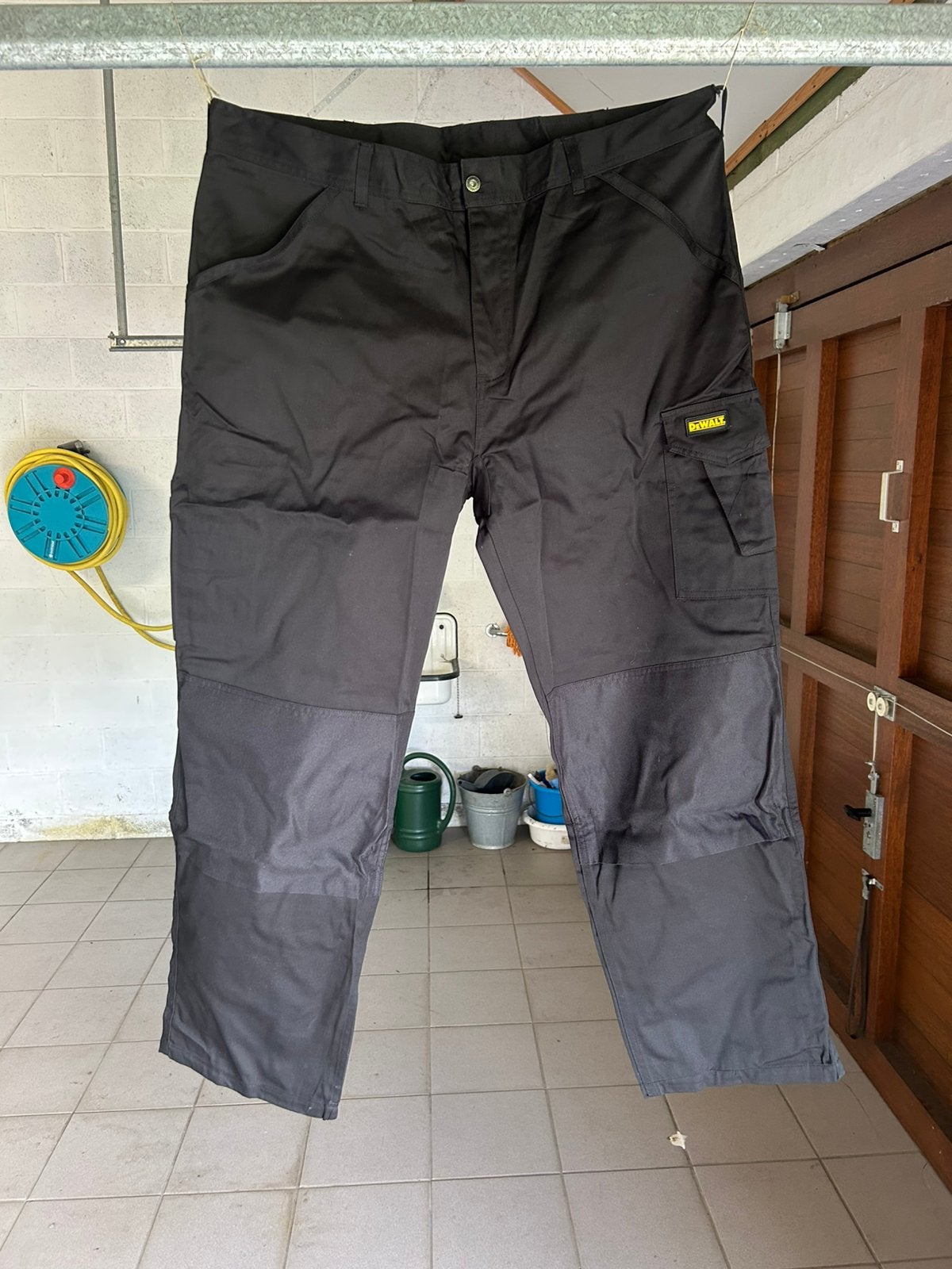 pantalons de travail dewalt, Vêtements | Hommes, Pantalons, Enlèvement, Comme neuf