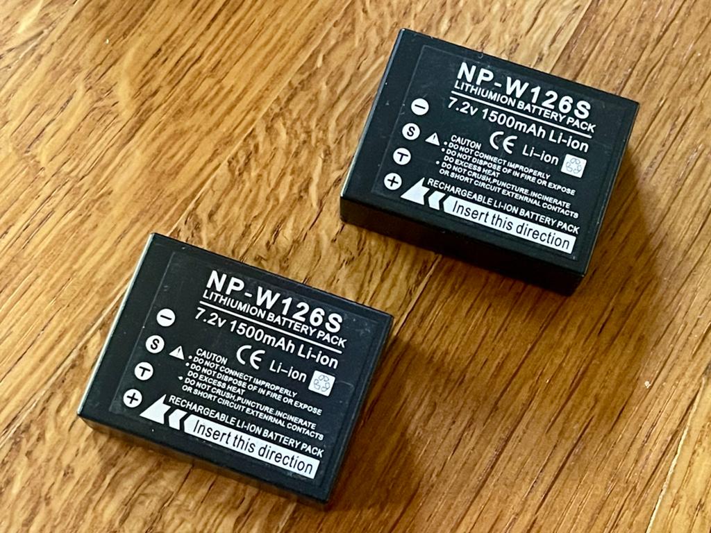 2 Batterijen voor Fujifilm X-Pro 3, Audio, Tv en Foto, Fotografie | Accu's en Batterijen, Ophalen of Verzenden, Zo goed als nieuw