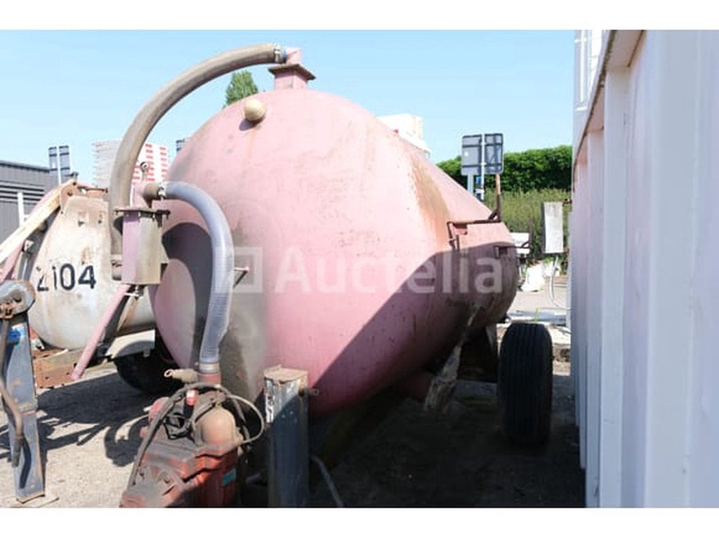 Remorque citerne 4000 litres Marque et modèle illisible, Autos, Achat, Entreprise, Autres carburants, Remorques et Semi-remorques