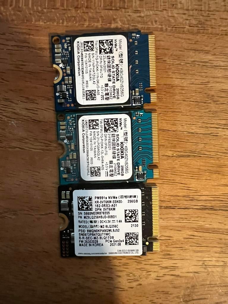 Ssd 256gb mini, Ophalen, Zo goed als nieuw, Laptop, SSD