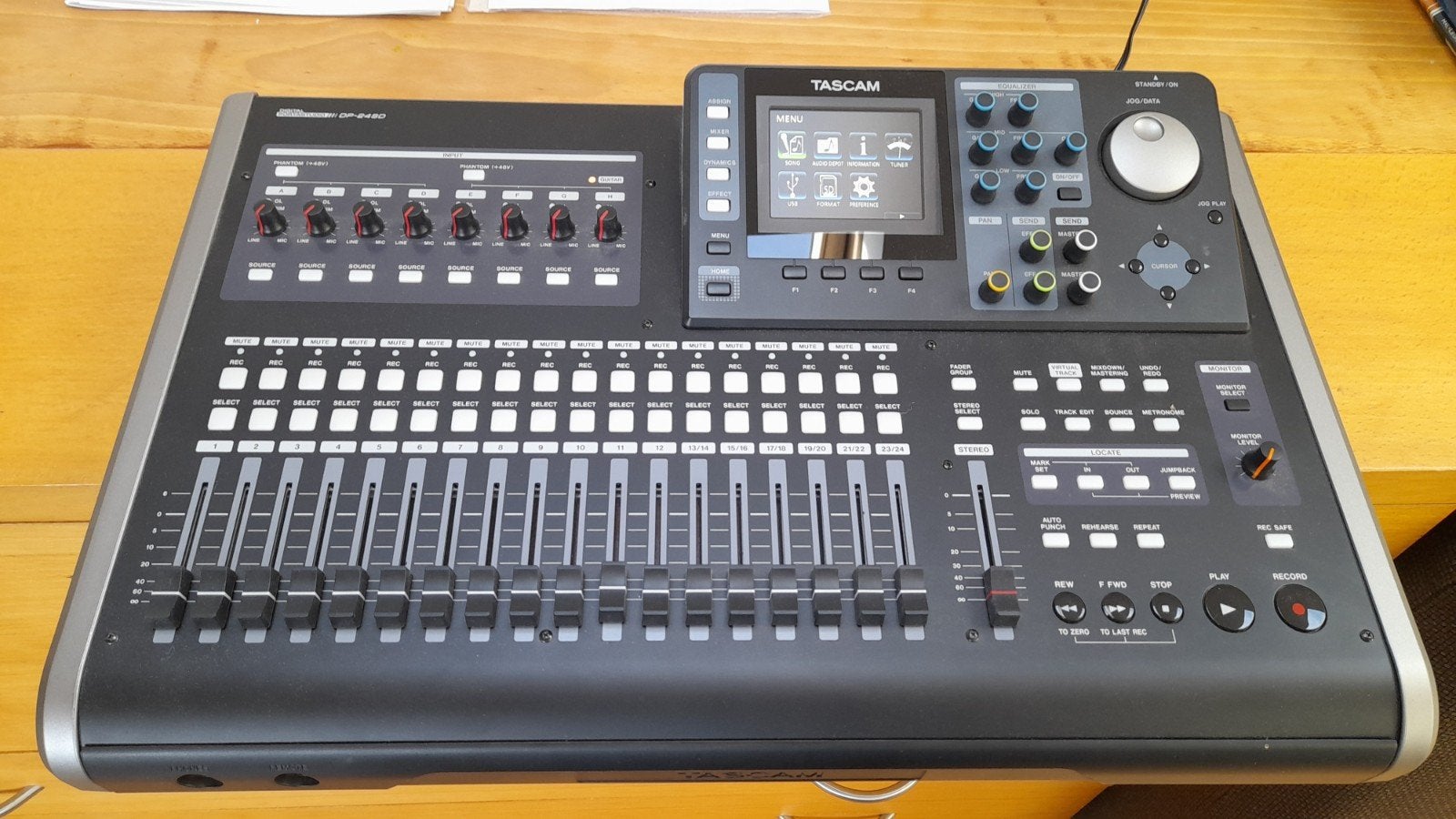 Tascam DP-24SD, Muziek en Instrumenten, Ophalen, Zo goed als nieuw, 10 tot 20 kanalen, Microfooningang