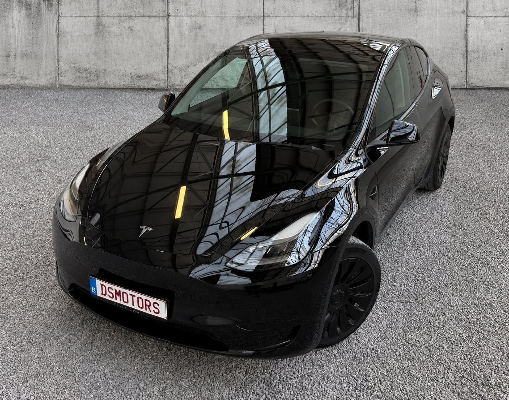 Tesla Model Y RWD | Full Black | LFP batterij | Gepolierd!, Auto's, Automaat, 0 cilinders, Zwart, 5 zetels