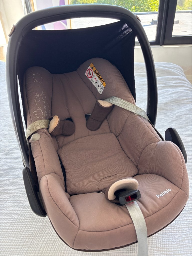maxicosi Pebble + hoes Trixie + voetenzak Jolein, Kinderen en Baby's, Ophalen, Autogordel of Isofix, Gebruikt, 0 t/m 18 kg