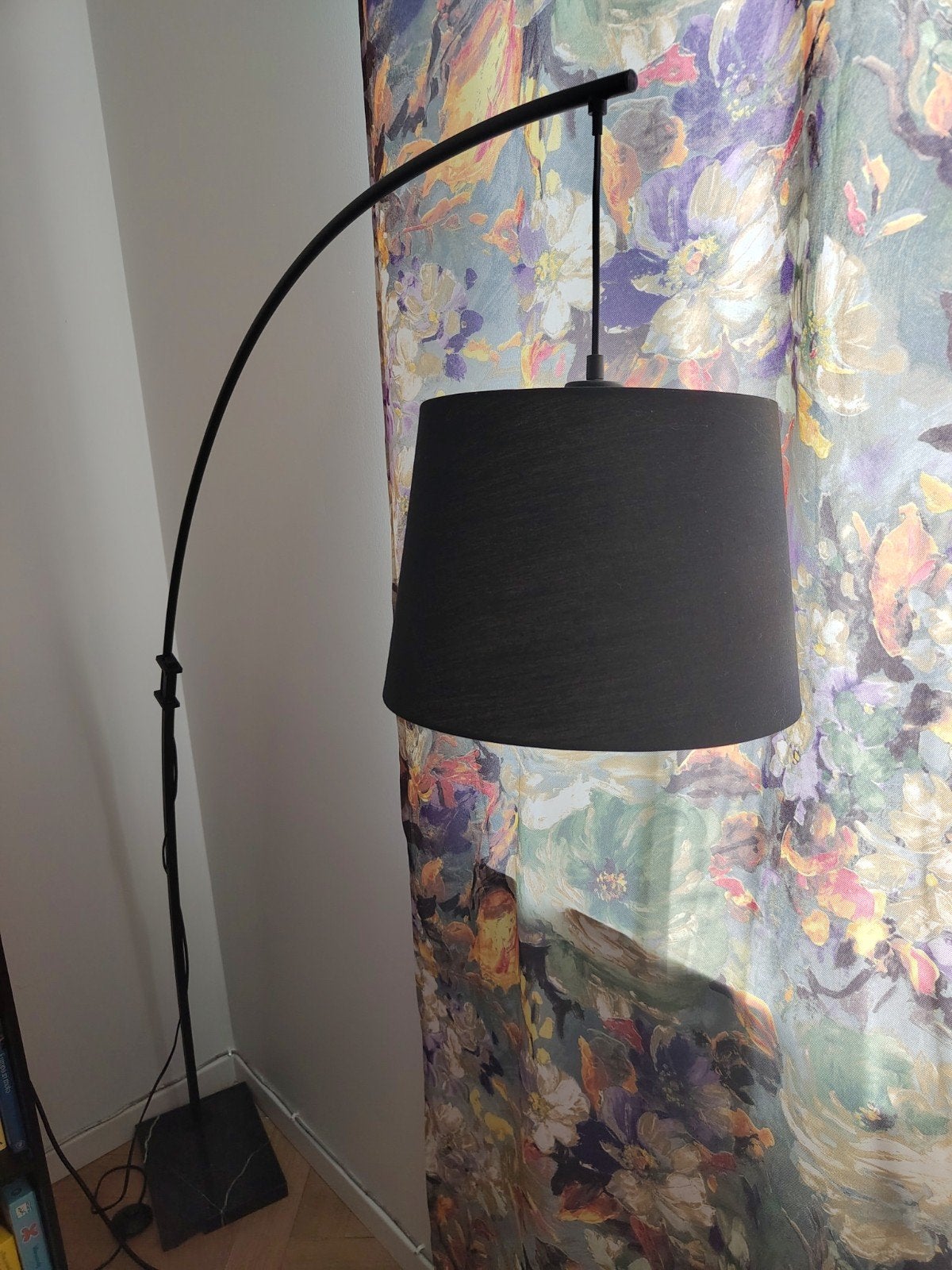 Moderne booglamp – Arc Basic stijl, marmeren voet, Enlèvement ou Envoi, Comme neuf