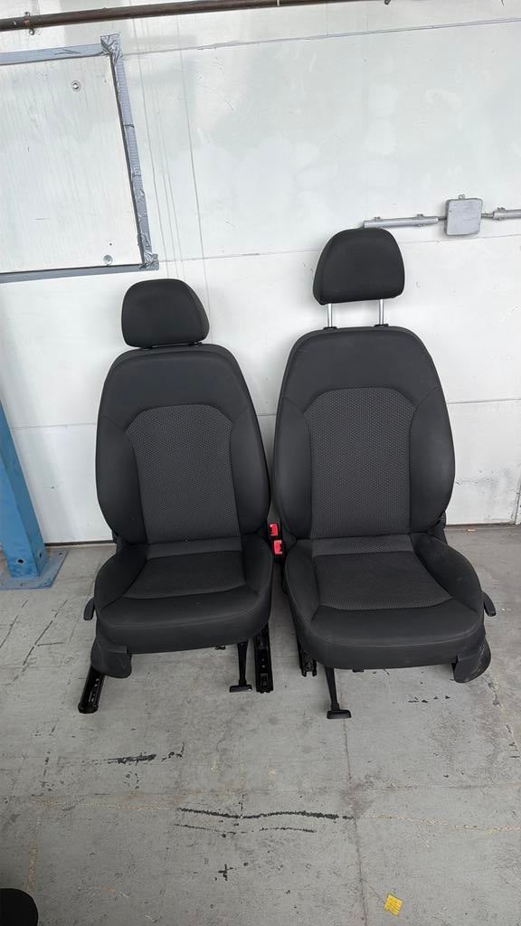 Audi A1 interieur stoelen, Auto-onderdelen, Ophalen, Audi