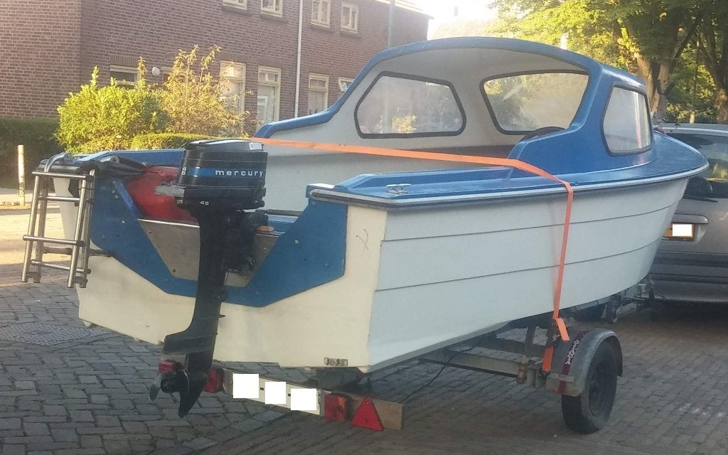 Mooie boot met Yamabisi 4 PK 4-takt buitenboordmotor, Kajuitboot, Buitenboordmotor, 4 pk, 5 m