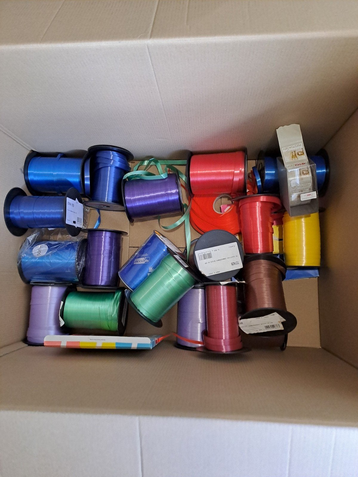 Kadolint voor 25 euro het lint papierafsnijders voor 125 eur, Maison & Meubles, Accessoires pour la Maison | Autre, Enlèvement