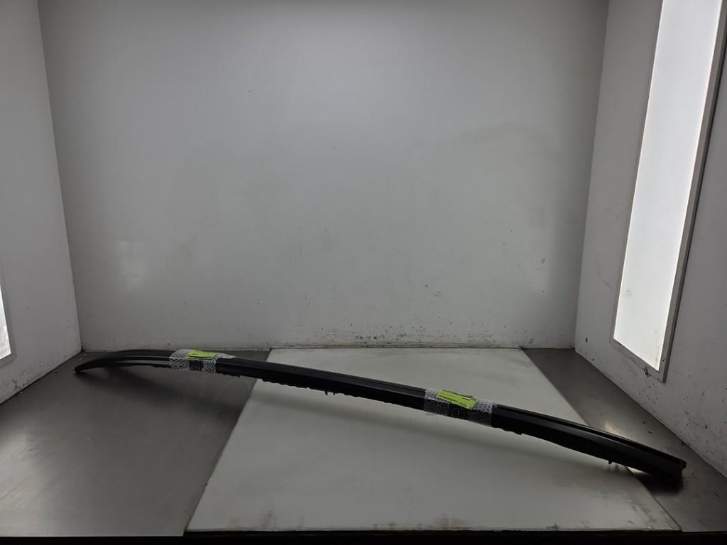 DAKDRAGER SET BMW 5 serie Touring (F11) (01-2009/02-2017), Gebruikt, BMW, Petuelring 130
80809  München, DE, Bayerische Motoren Werke AG