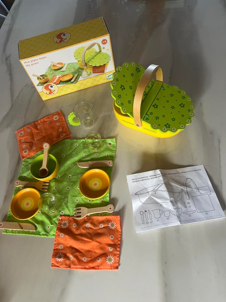 Djeco kinder picknickset - picknickmand, Kinderen en Baby's, Ophalen, Zo goed als nieuw, Hout