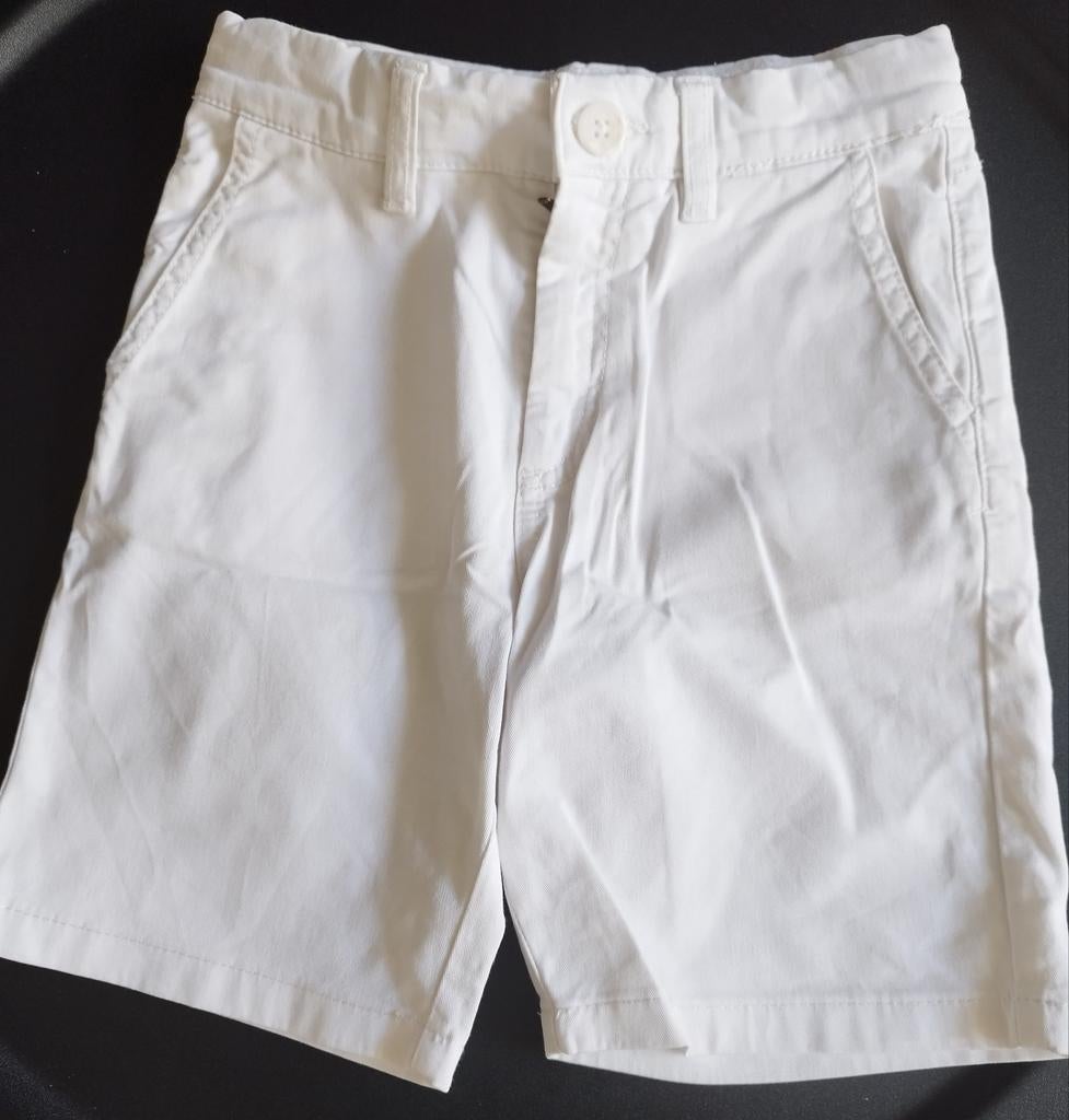 Bermuda blanc Zara garçon 6 ans, Enfants & Bébés, Enlèvement, Garçon
