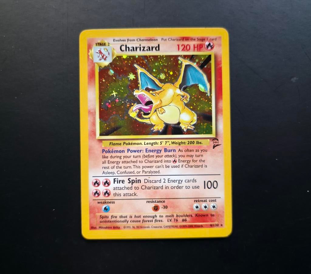 Charizard base set 2 holo, Hobby en Vrije tijd, Verzenden
