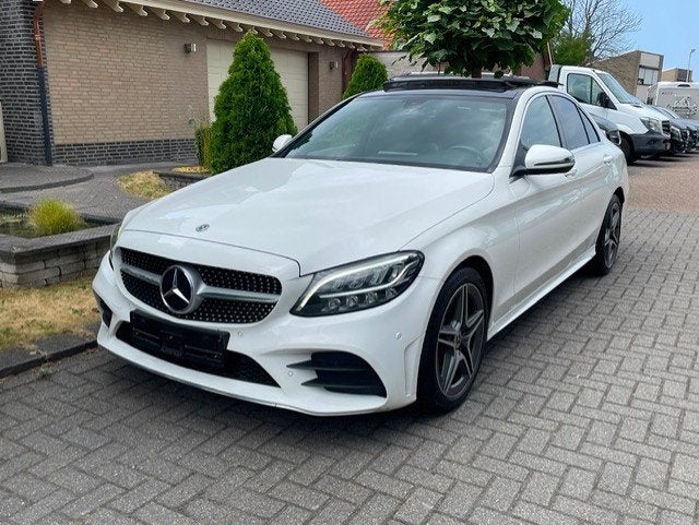 Mercedes-Benz C-klasse 200 d AMG LINE PANO LED NAVI CAMERA, Auto's, Automaat, 4 deurs, Gebruikt, Wit