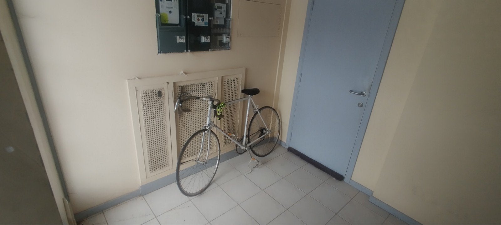 Velo de course - Peugeot (roule encore), Jambes, Enlèvement, Utilisé, Métal