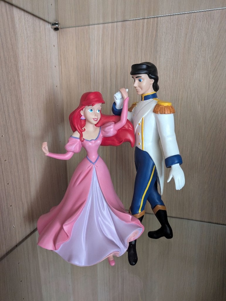 Disney beel Ariel en Erik, Collections, Disney, Enlèvement ou Envoi, Autres personnages, Comme neuf, Statue ou Figurine